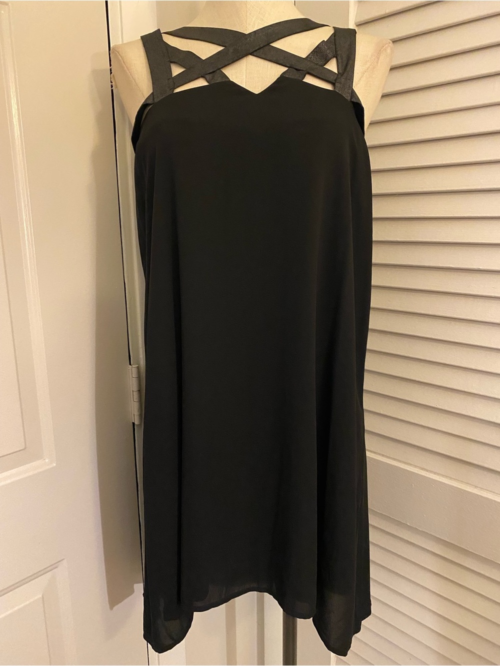 Black Mod “Express” Shift Dress- Size Small